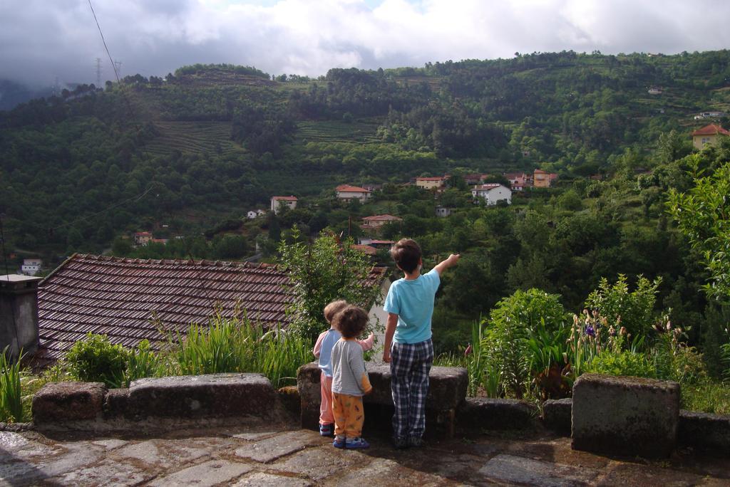 Casa Da Eira - Castanheiras Pensionat Resende Exteriör bild